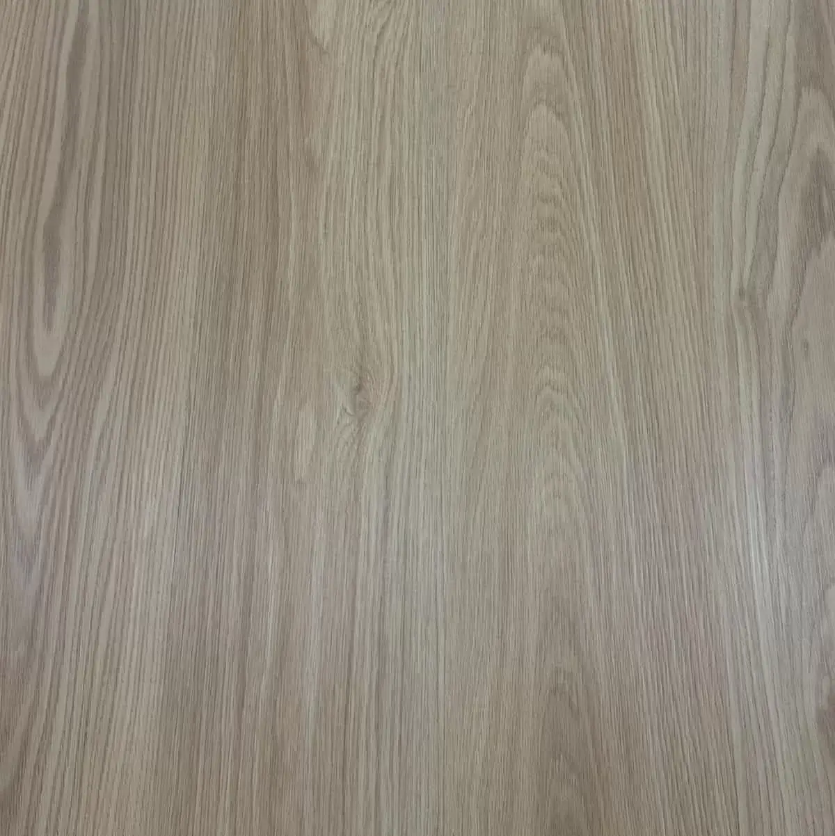 7 Features that Define Cheap Luxury Vinyl Planks SR2603 Cathedral style wood grain pattern design with distinctive grain ray colors for rigid vinyl flooring