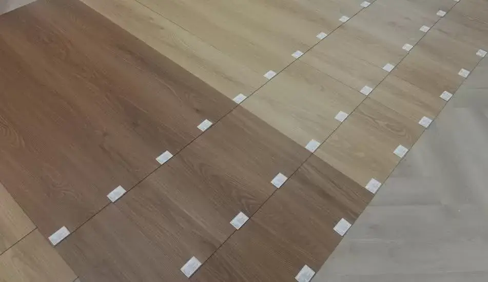 7 Features that Define Cheap Luxury Vinyl Planks Luxury Vinyl Planks with ABC Pattern Designs that does not appear like a cheap vinyl planks flooring