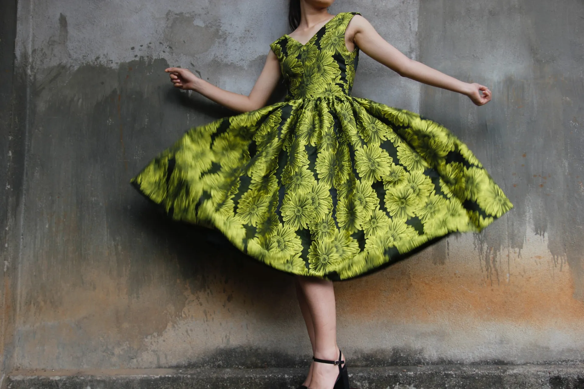 Brede heupen camoufleren met A lijn jurk - StylExperience