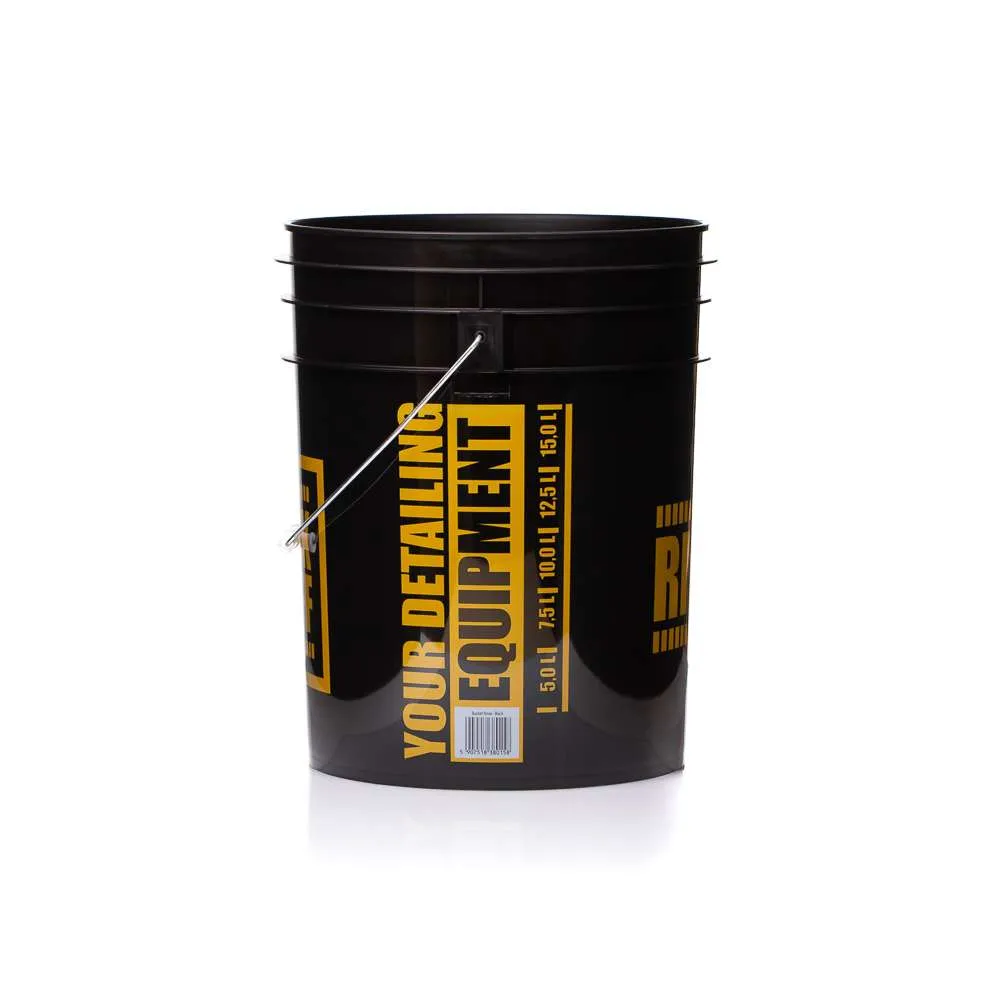 Easily rinse dirt while washing your car with the Work Stuff Professional Rinse Bucket. Made of strong HDPE material, it features handy measurement markings to ensure the right amount of water is used.