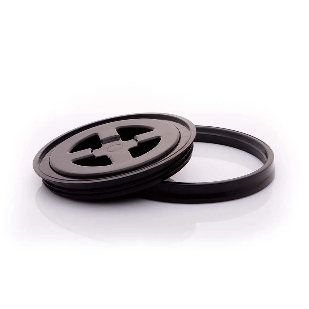 Black round bucket lid with central black circle, made of durable HDPE, shown from above against a plain background.