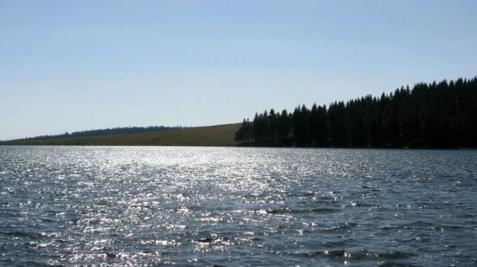 Un lac en Auvergne
