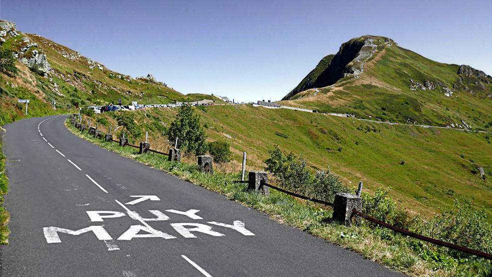 La route du Puy Mary / Photo : Pom' - creative commons Flicker