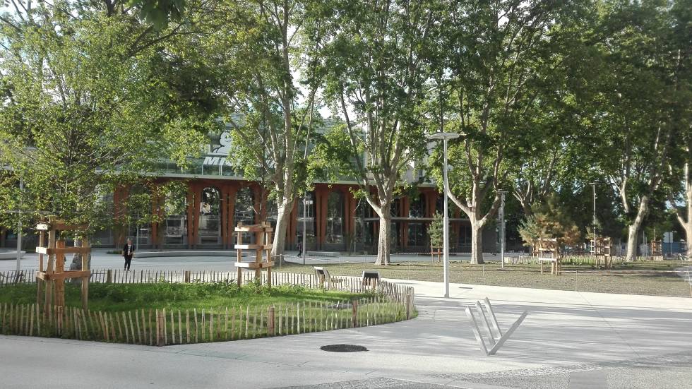 Nouvelle place des Carmes à Clermont / photo 7 jours à Clermont