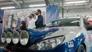 Chef d'établissement, pilote et copilote / Photo 7 Jours à Clermont