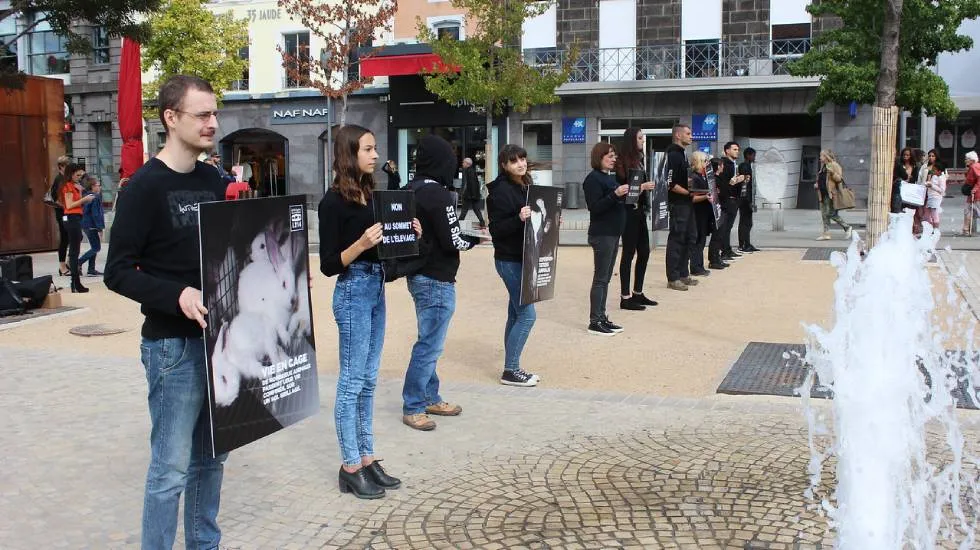 Manifestation L214 place de Jaude