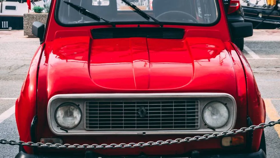 Renault 4. Photo : A. Kokorevas - Pexels