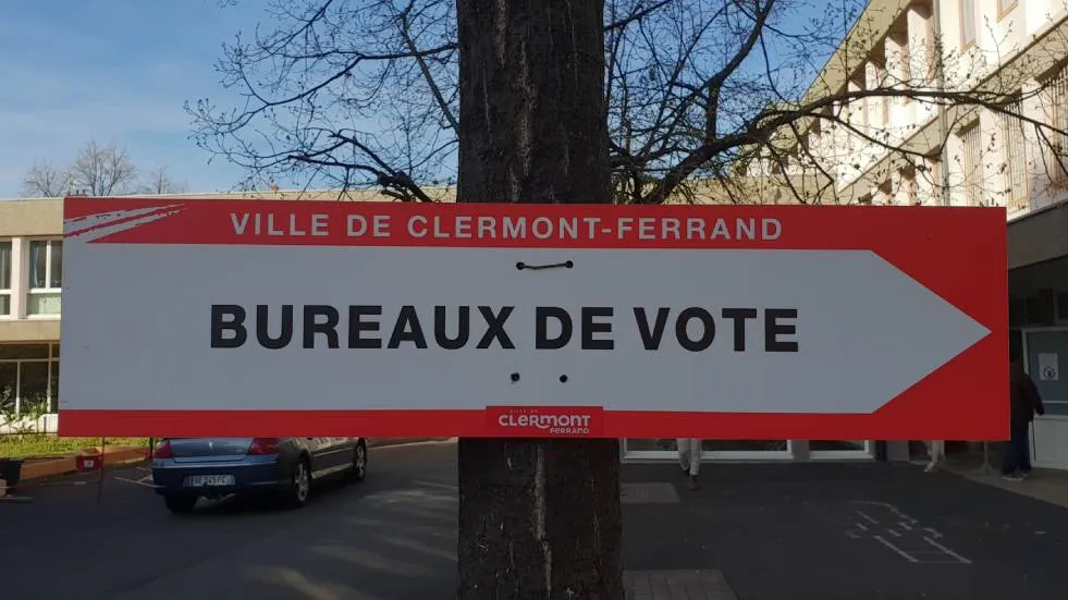 Panneau bureau de vote / photo 7 jours à Clermont