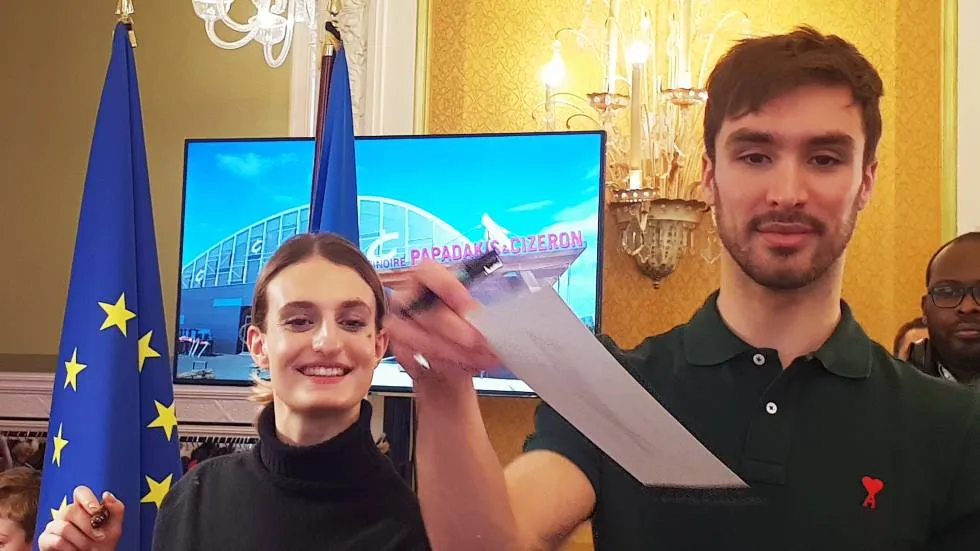 Papadakis-Cizeron / Photo 7 Jours à Clermont