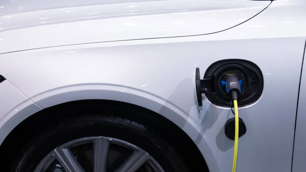 Voiture électrique : Photo : Rathaphon Nanthapreecha - Pexels