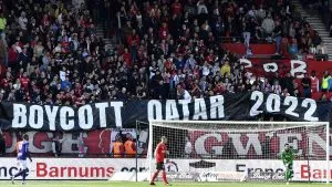 Banderole boycott / photo France Info