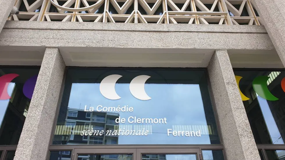 Façade de La Comédie / Photo 7 jours à Clermont