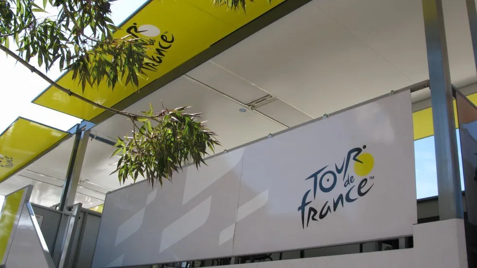Tour de France 2020 place de Jaude _ Photo 7 Jours à Clermont