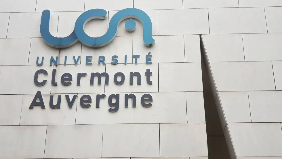 UCA façade / Photo 7 Jours à Clermont