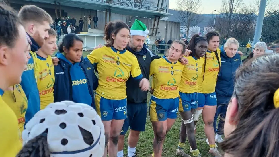 Jessy Tremouliere prend la parole à la fin du match / Photo P. Thivat