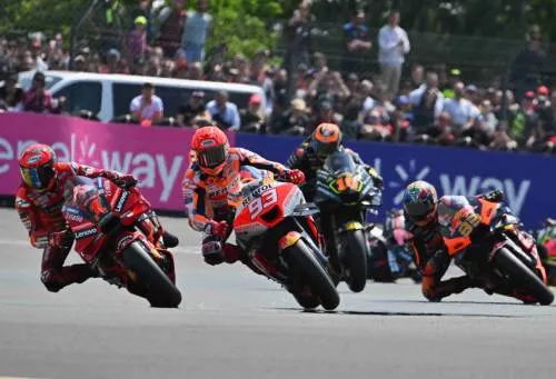Le Mans MOTO GP _ Photo PHA