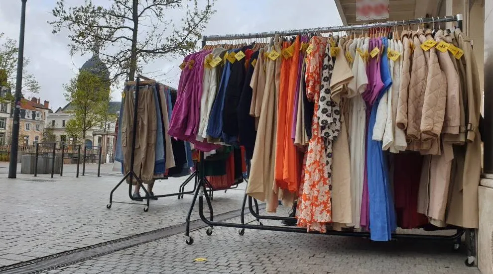 Braderie à Jaude / Photo 7 Jours à Clermont