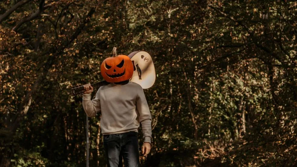 Musicien Halloween / Photo Katia Miasoed - Pexels