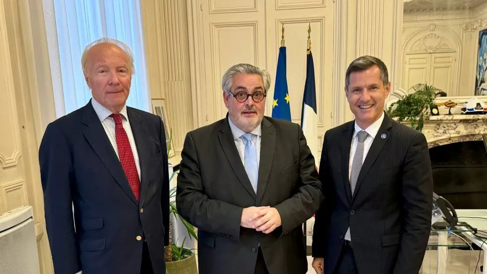 Unis contre le fléau de la drogue : B. Hortefeux, O. Bianchi, N. Daragon / Photo Ville de Clermont