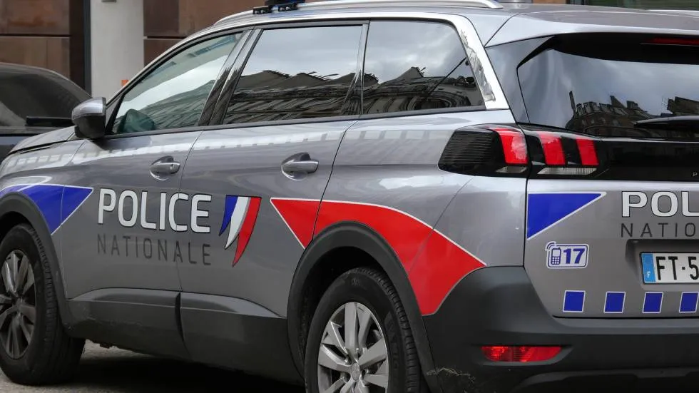 5008 Police Nationale /Photo Asticoco Créative Commons Wikipédia