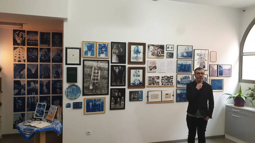 Anthony Duranthon, artiste sortant du dispositif "Bains d'huile" dans son atelier / Photo 7 Jours à Clermont