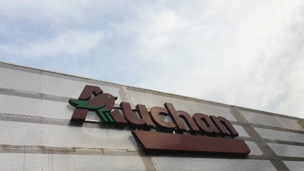 Enseigne Auchan / Photo 7 Jours à Clermont