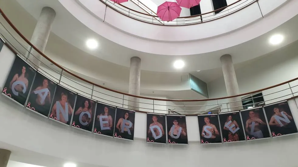 Portraits de Vincent Roche pour Octobre rose / Photo 7 Jours à Clermont