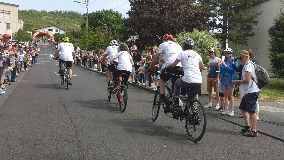 Trois tandems au départ de la Montée Infernale #3 / Photo 7 Jours à Clermont