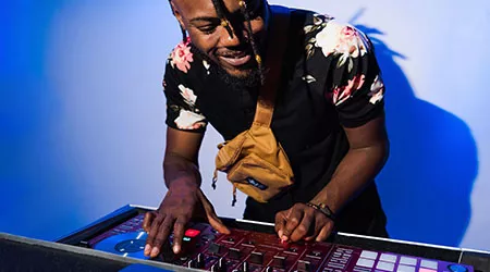 DJThumbnail-sml DJs