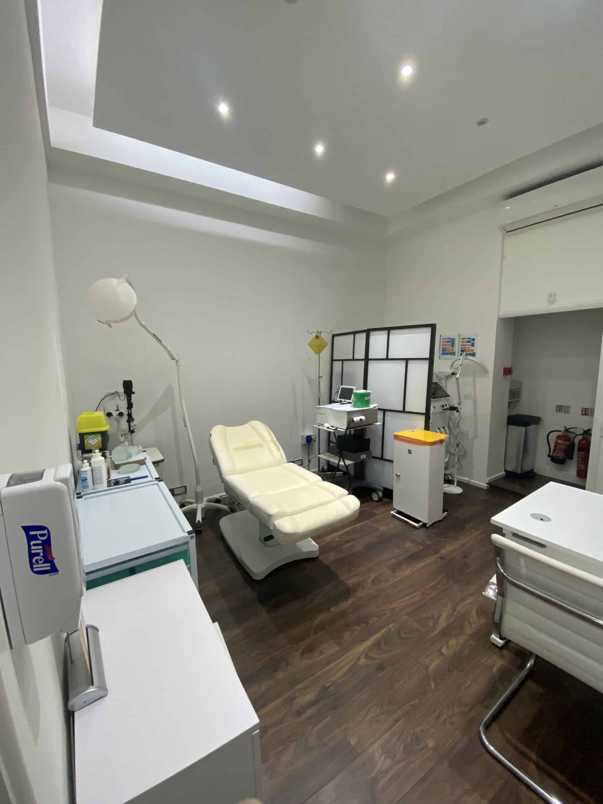 Harley Street Hair Transplant Clinics London Home Page Harley Street Hair Transplant Clinics 2