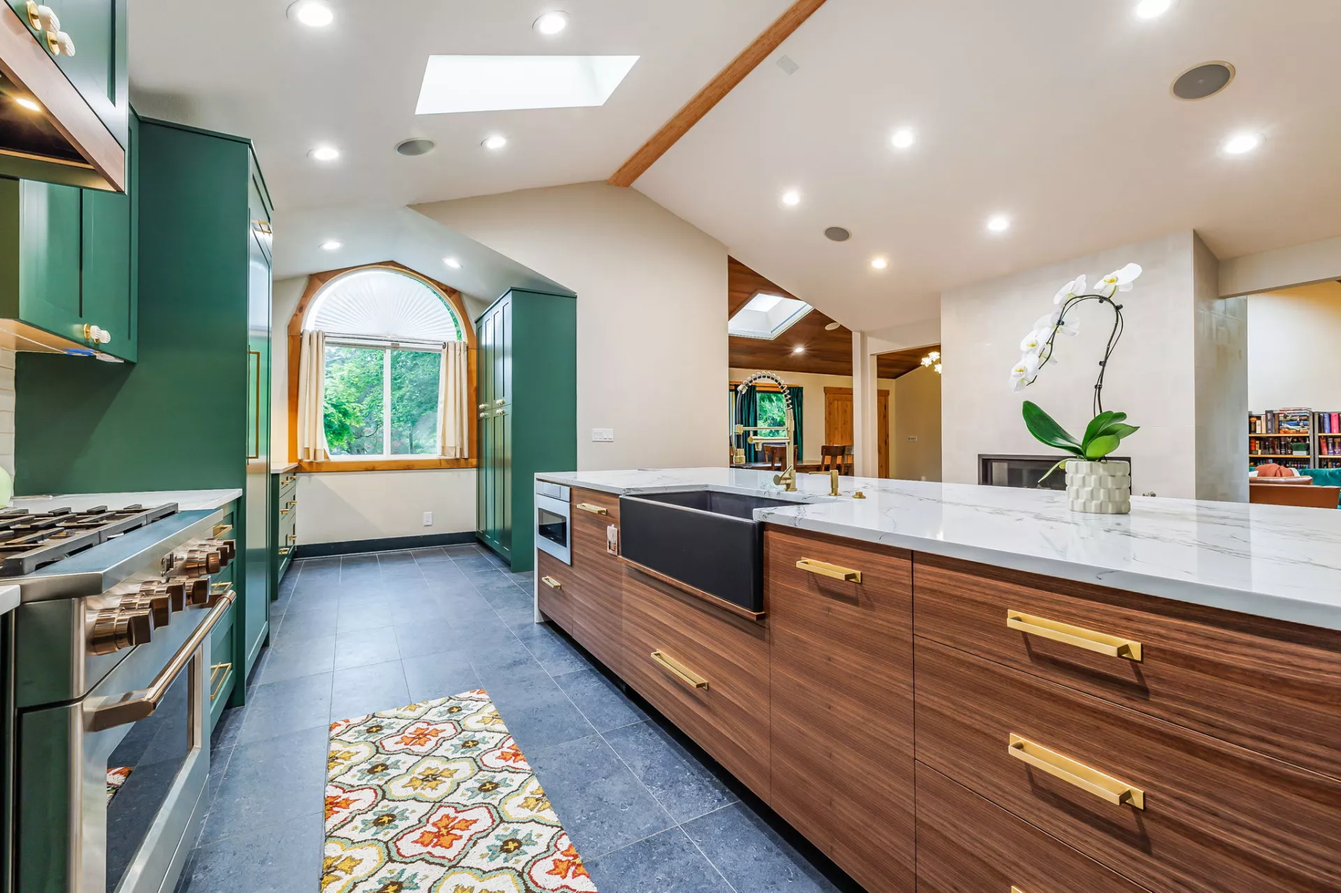 Deonarine – North Bend, WA – Kitchen Remodel