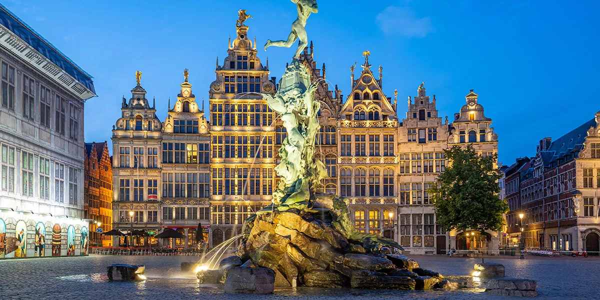 Op zoek naar een nachtje weg in Antwerpen?