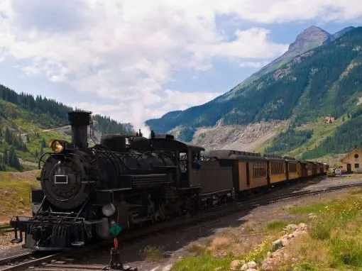 Summer in Silverthorne: Where Art Meets Alpine Adventure