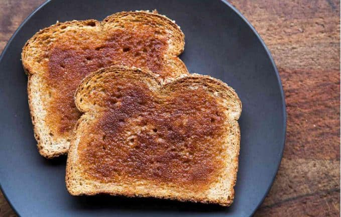 Είναι καλό να τρώτε το τοστ όταν κάνετε δίαιτα; 6 toast 1