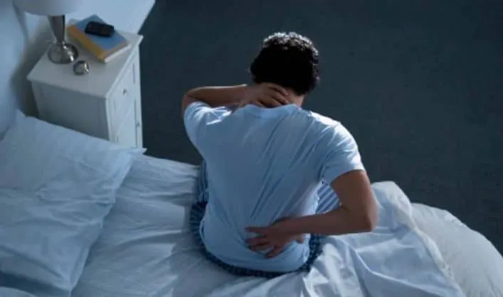 5 ασκήσεις για την μέση στο κρεβάτι 7 back exe bed