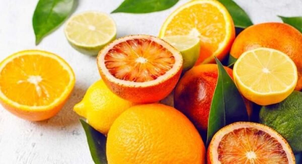 6 βιταμίνες και τρόφιμα που παρέχουν προστασία από τον ήλιο 3 foodsunprotection