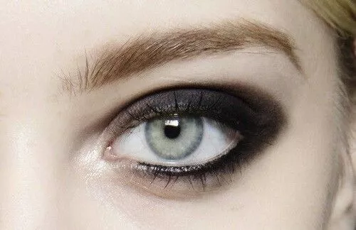 panda smudge eyeliner