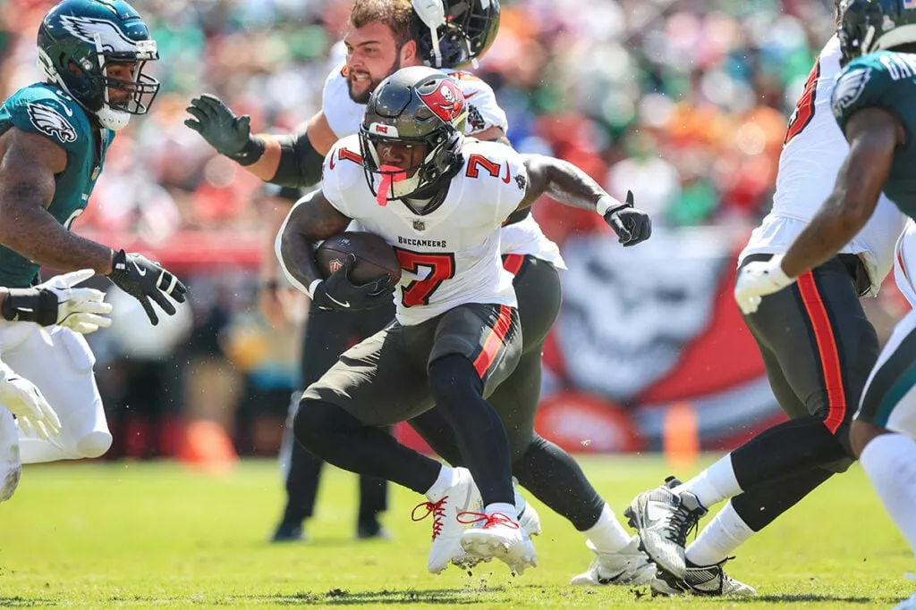 Pewter Report Podcast: Will Chris Godwin Jr. Play Vs. Eagles? 6 Bucs Rb Bucky Irving