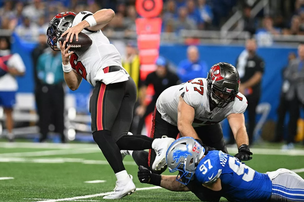 Bucs Mailbag: Clock Management Concerns, Run Game Woes Despite Win 10 Bucs Qb Baker Mayfield And Rt Justin Skule And Lions De Aidan Hutchison