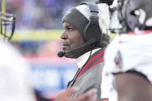 2-Point Conversion: Bucs Have A &Amp;Quot;Get Well&Amp;Quot; Game Vs. Giants 3 Bucs Head Coach Todd Bowles