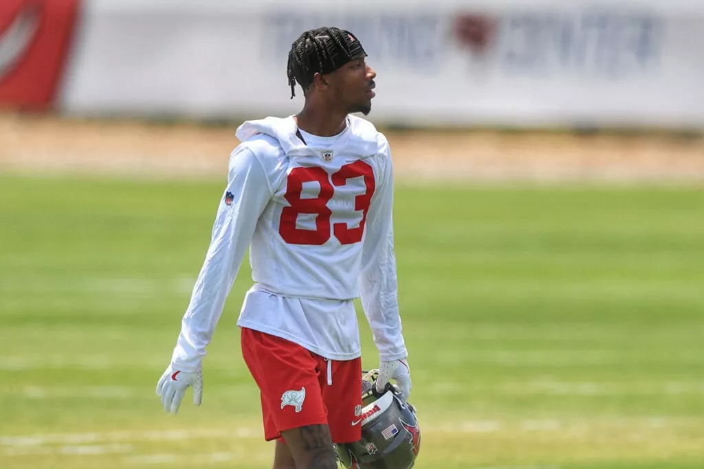 Bucs Camp Insider 8-11: Baker Mayfield Looks Sharp, Three Returns On Offense 4 Bucs Wr Tez Johnson