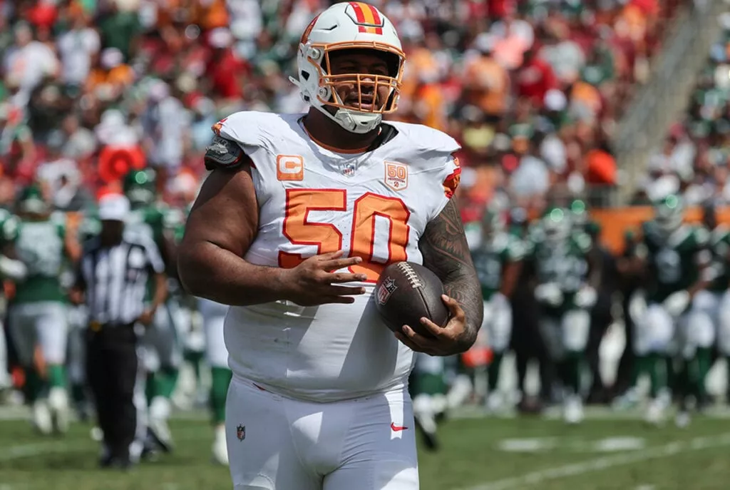 Bucs Vs. Patriots: Pewter Preview For Week 10 9 Bucs Dt Vita Vea