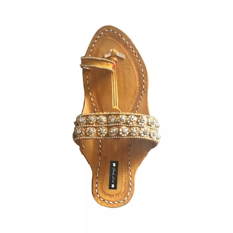 Floral-Bliss-Kolhapuri-Chappal2.jpg