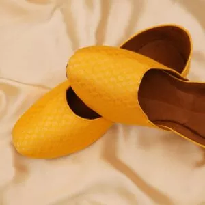 Yellow Banarasi Jaipuri Mojari/ Belly