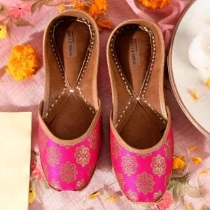 Rani Roses Banarasi Punjabi Jutti For Women