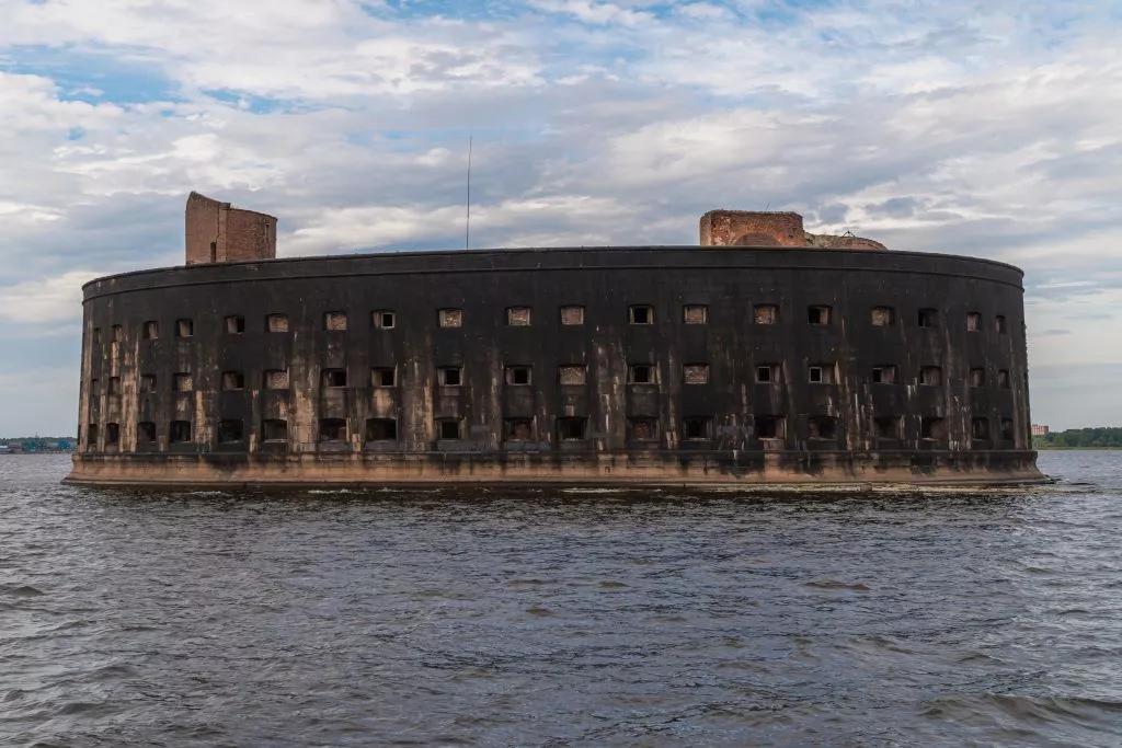 Jinsiy fitnes uy egasi