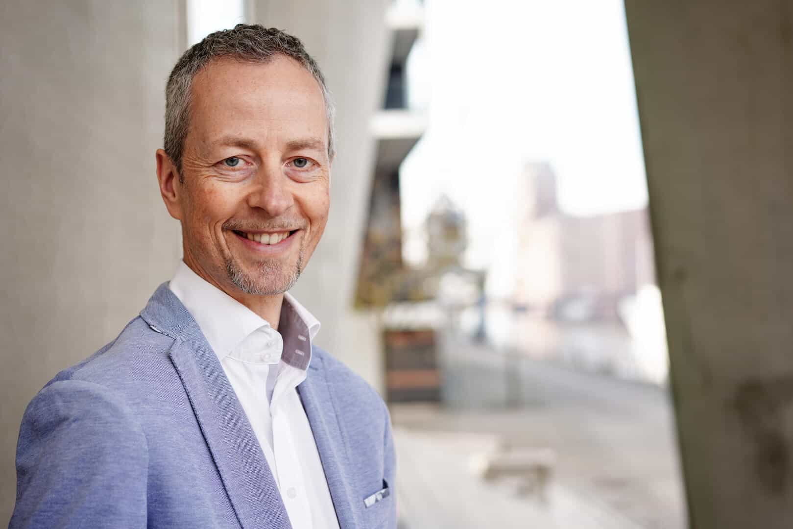 Stefan Brandt Führungskräfteentwicklung Stefan Brandt www.stefanbrandt.de Führungskräfteentwicklung