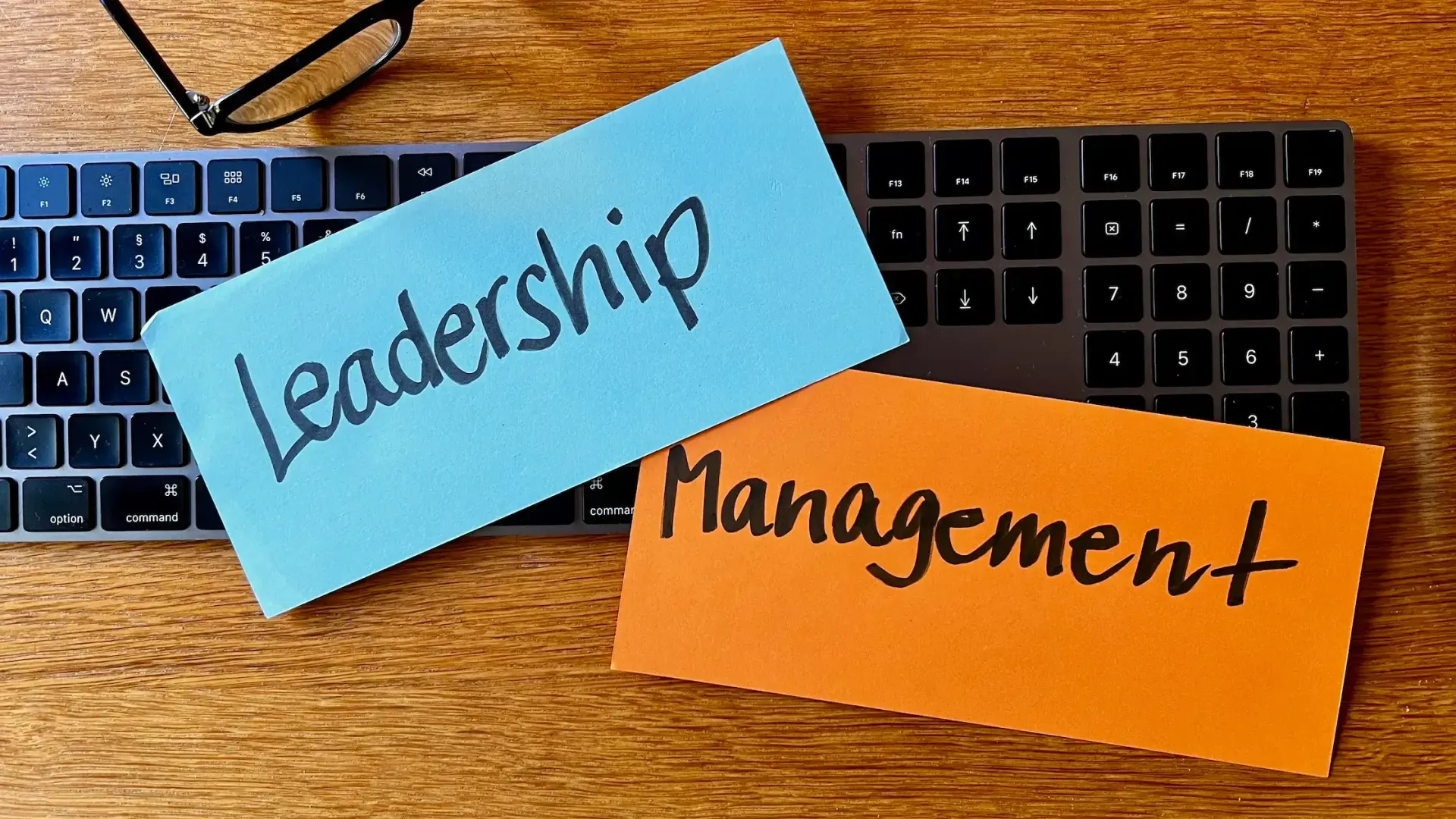 Leader vs. Manager - www.stefanbrandt.de
