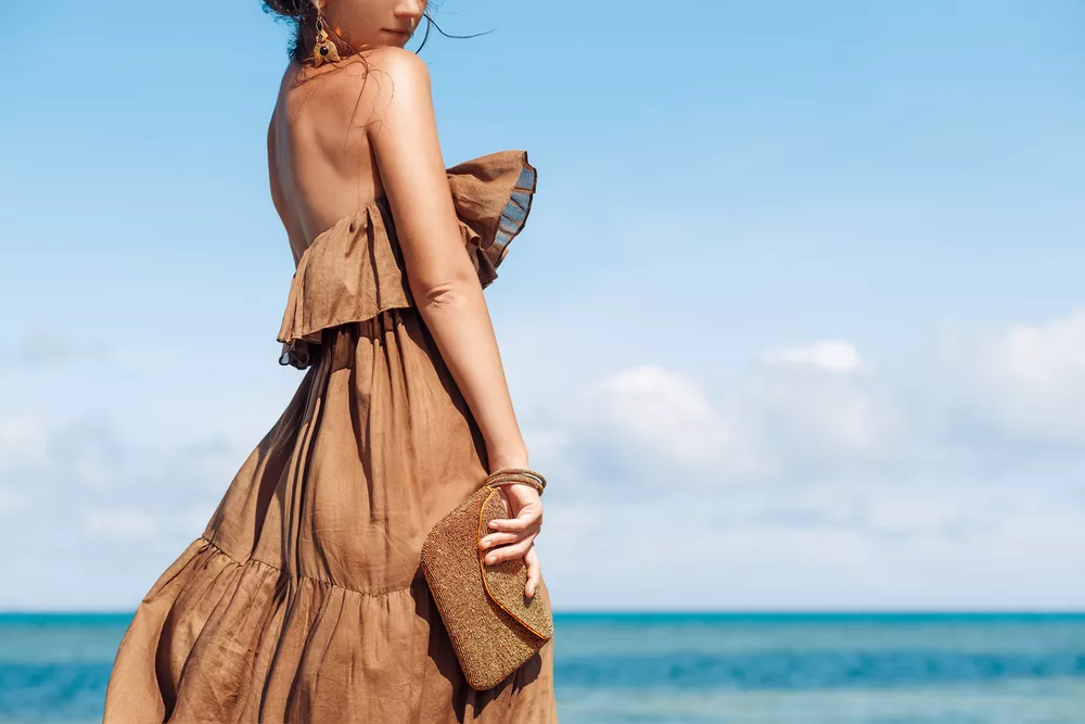 Comment porter la robe bohème chic à un mariage ? - Thread & Needles