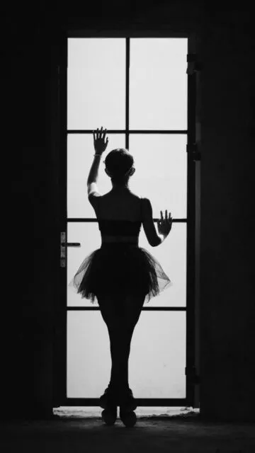 https://berqwp-cdn.sfo3.cdn.digitaloceanspaces.com/cache/www.ucofballet.com/wp-content/uploads/2025/05/3-1-360x640-jpg.webp?bwp